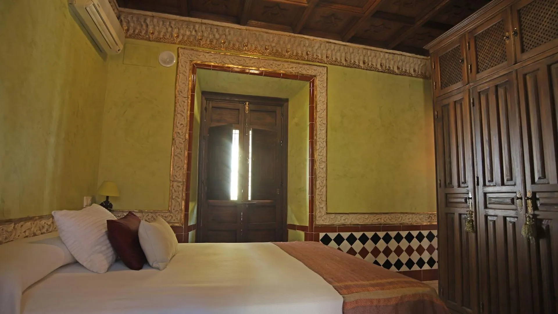 La Casa Del Cipres Una Casa Con Historia Cordoba Villa